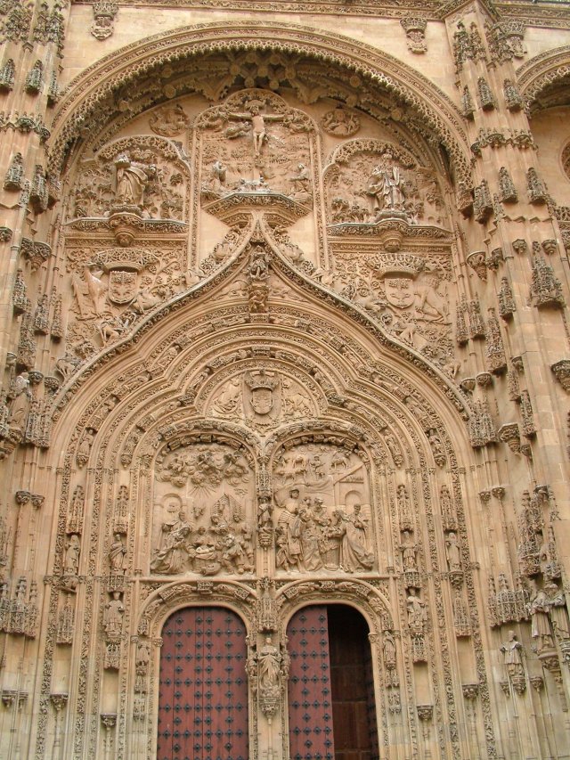 Puerta principal de la Catedral