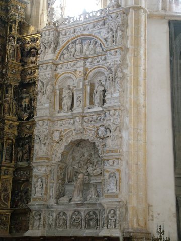 Vista del retablo de la esposa del marqués de  Villlena
